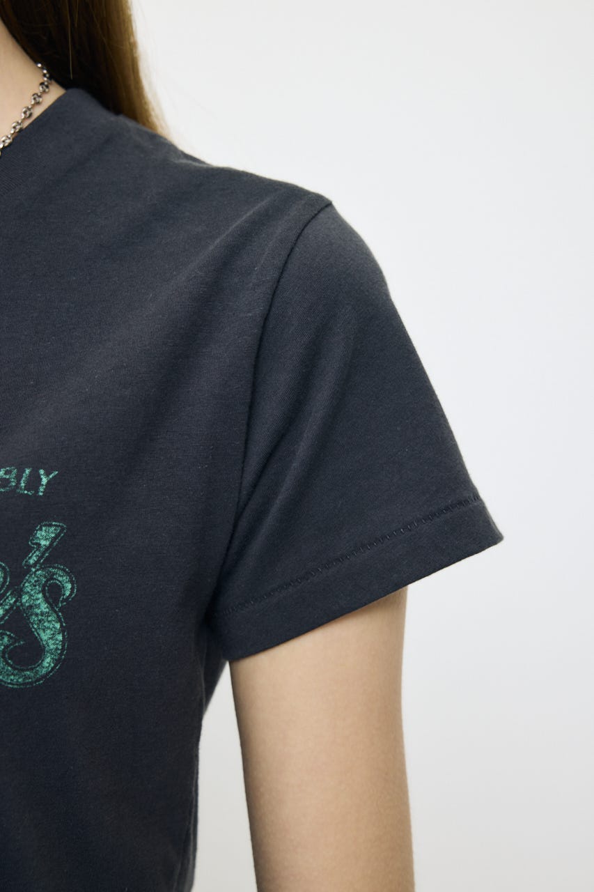 NOSTALGIC LETTERED TEE L/BLK FREE