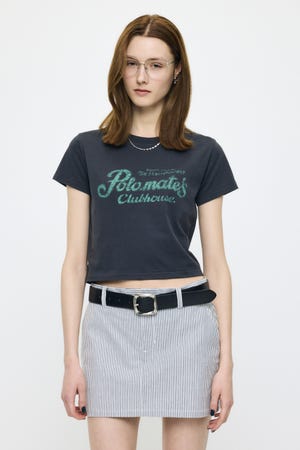 NOSTALGIC LETTERED TEE