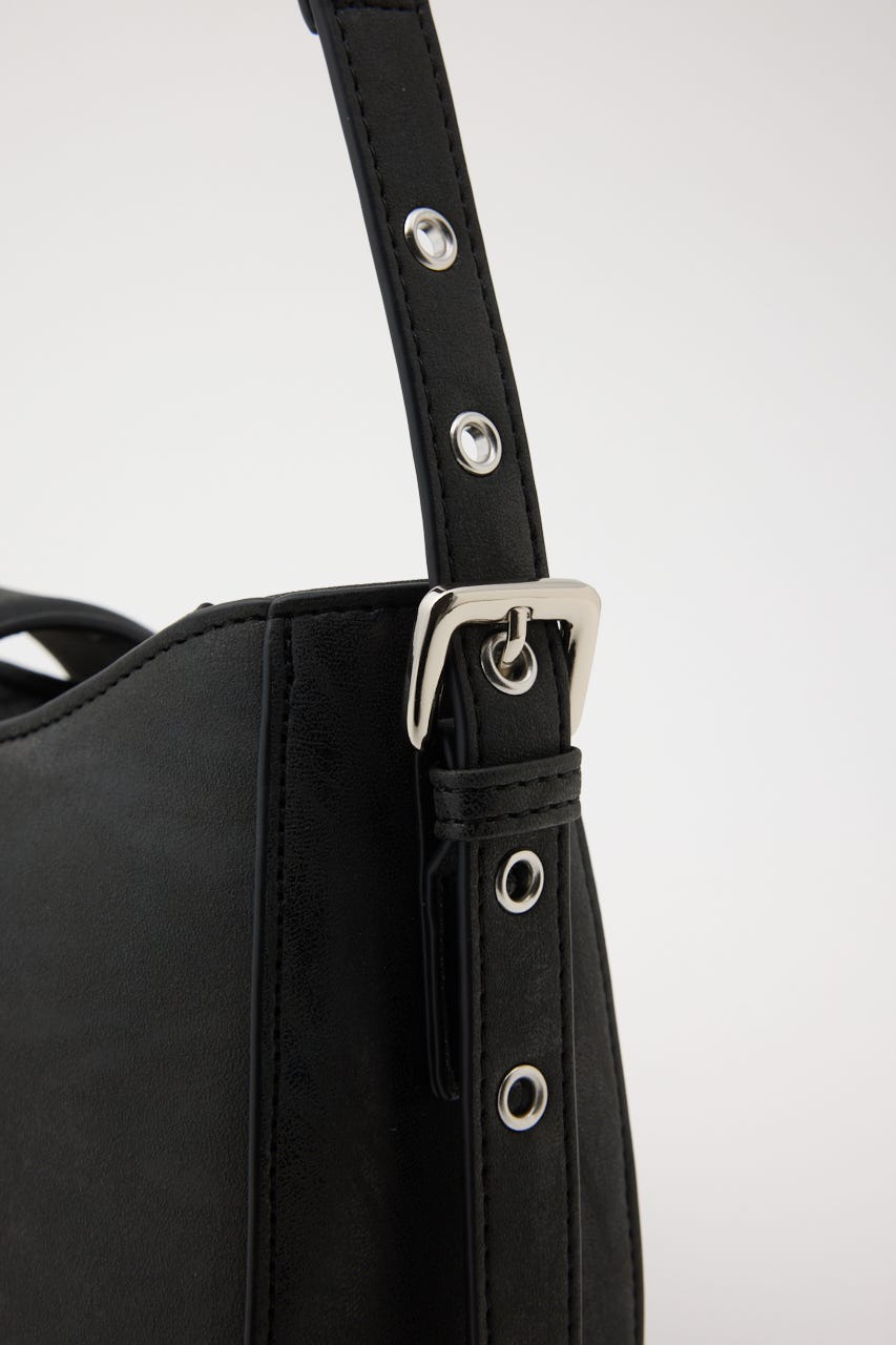 BELTED HAND バッグ BLK FREE