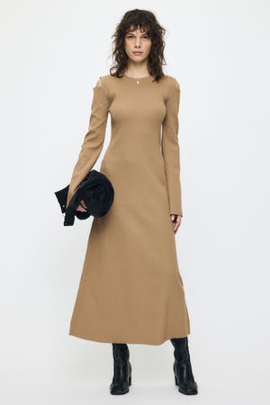 OPEN SHOULDER KNIT ドレス