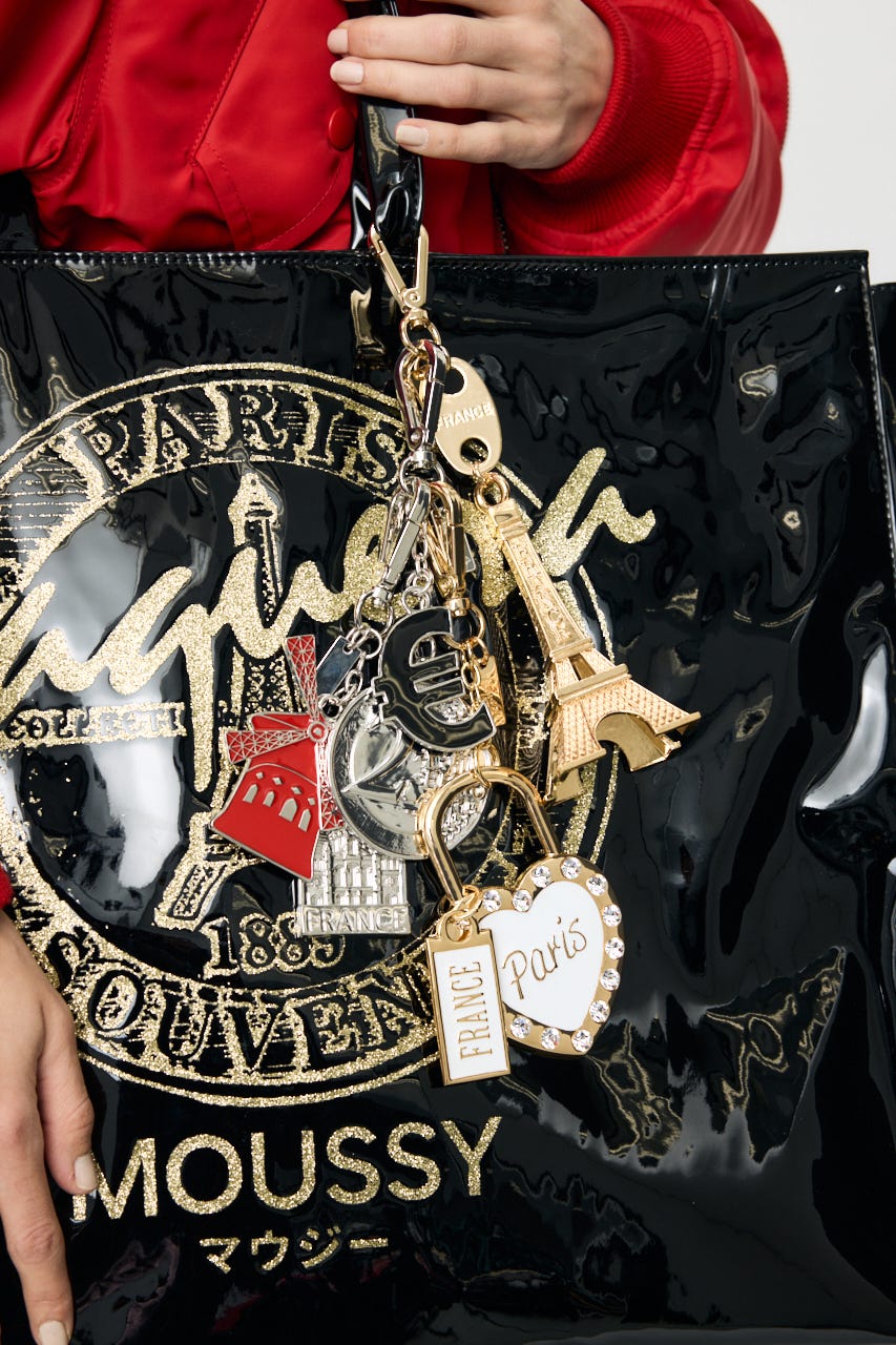 VQ EIFFEL TOWER スーベニア GLD XXL