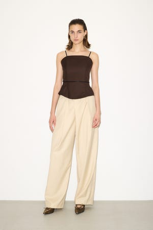 【1BUY5％OFF CAMPAIGN】【THROW】ASYMMETRY TUCK SLACKS