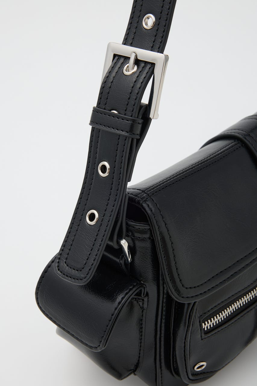 【1BUY5%OFF CAMPAIGN】MULTI POCKET SHOULDER バッグ BLK FREE