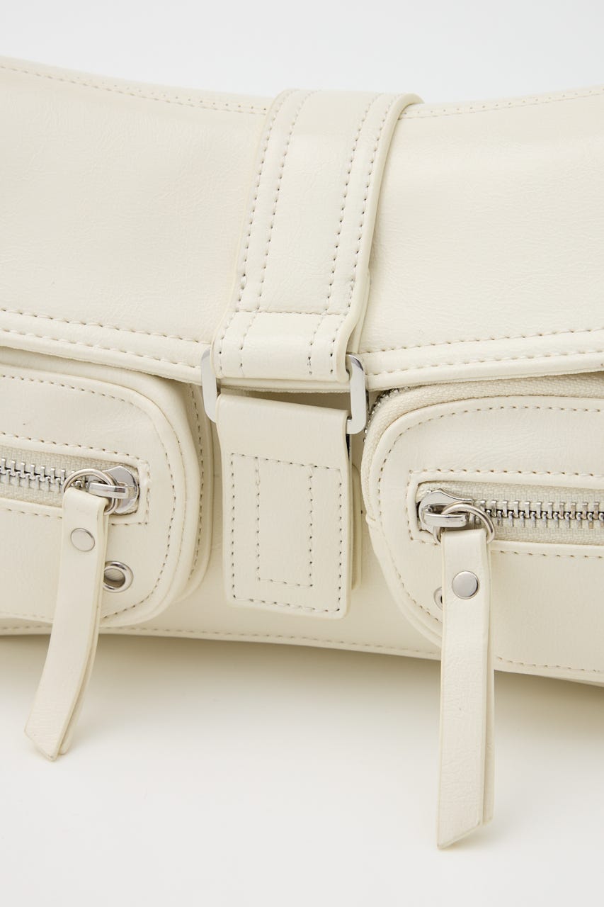 【1BUY5%OFF CAMPAIGN】MULTI POCKET SHOULDER バッグ WHT FREE