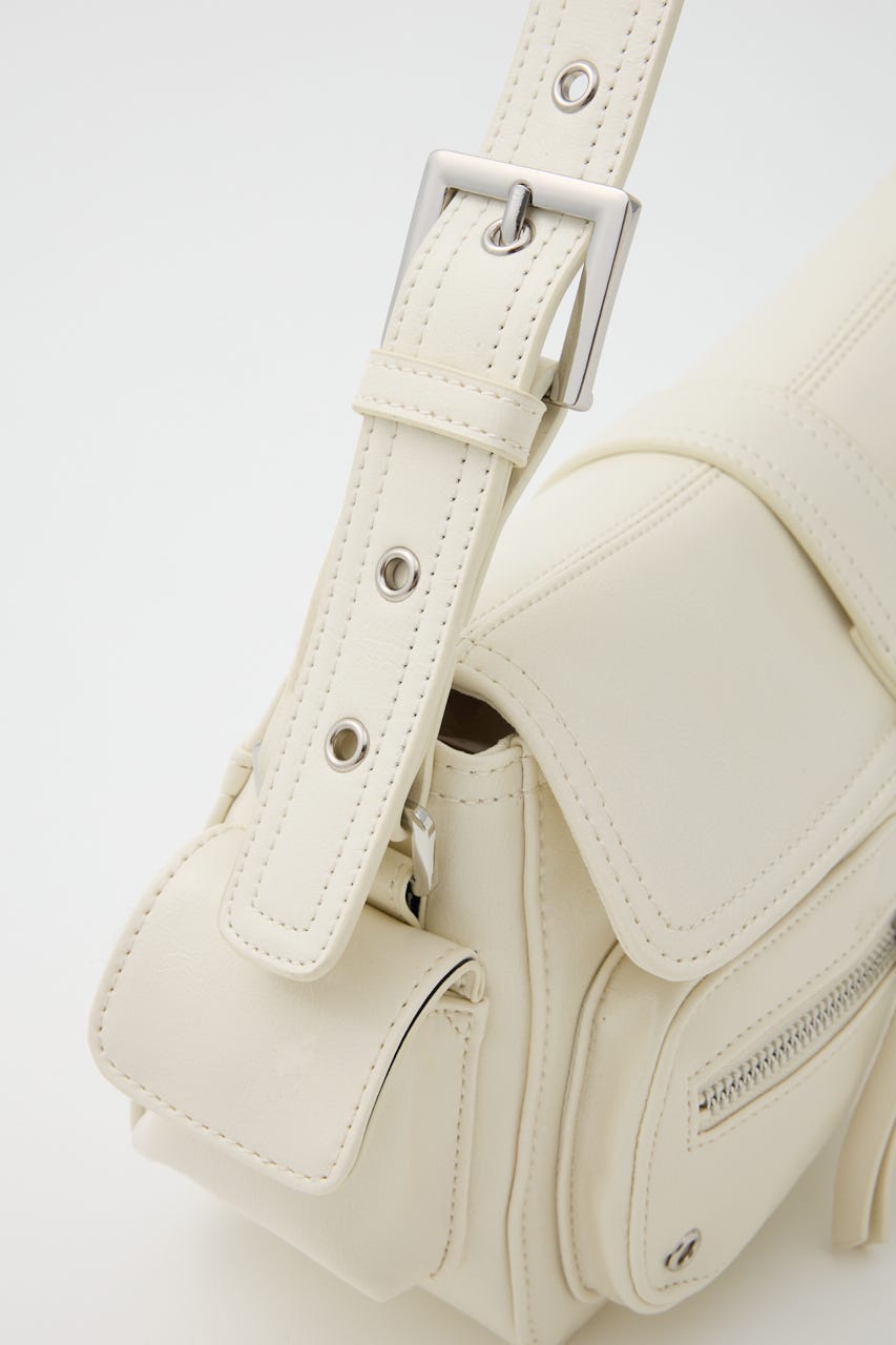 【1BUY5%OFF CAMPAIGN】MULTI POCKET SHOULDER バッグ WHT FREE