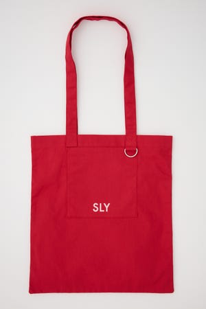SLY ノベルティ オーバーサイズショルダー バッグ SLY ノベルティ オーバーサイズショルダー バッグ