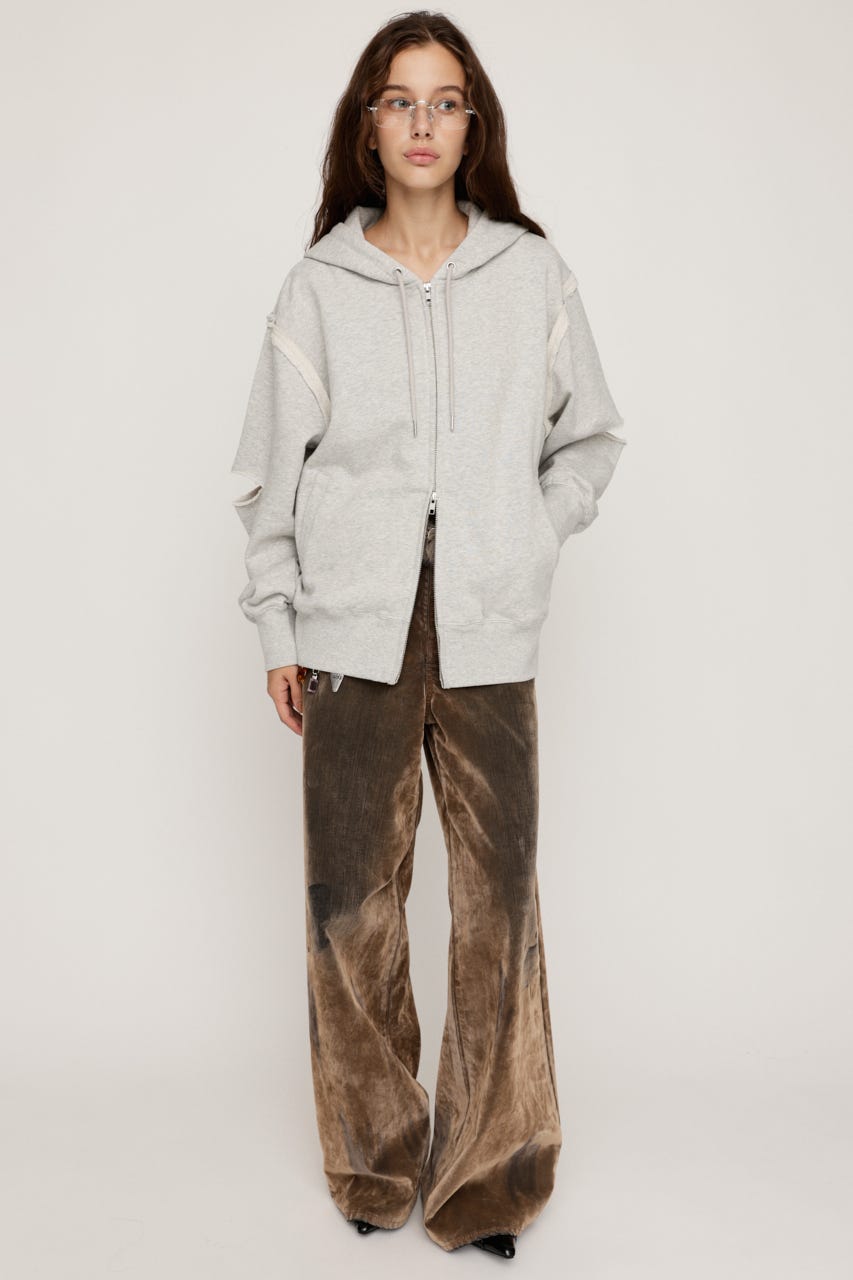 『楽しさ』 WOMEN'S SWEAT TOP リラックスした着心地とシルエットが特徴の