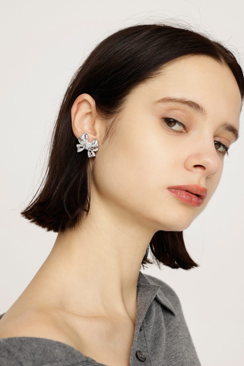 ぴぃ　luzury ピアス　免許証風カード ぴぃ様専用 luzury ピアス 免許証風カード - メルカリ