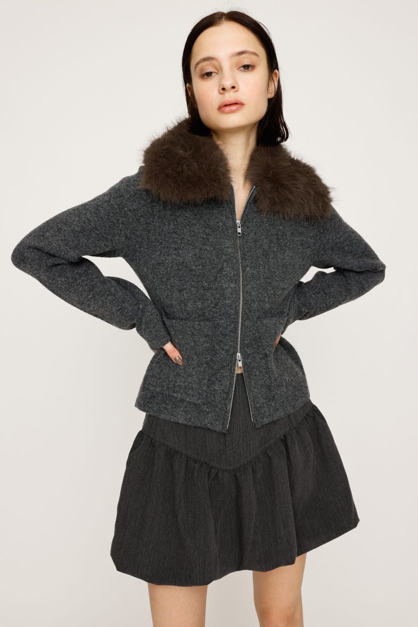 未使用、Ｎ°21の濃いグレーのトップス、 SLY | F／FUR COLLAR KNIT トップス (ニット ) |SHEL'TTER WEBSTORE