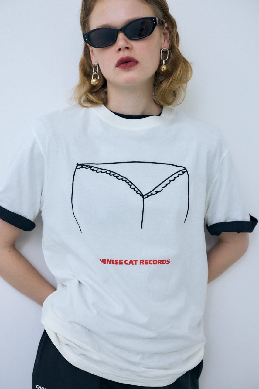 [WACKYWILLY]キキ バカンス グラフィック 半袖 Tシャツ(2 COLOR) ktown4u.com : K-POP Global On-Onffline Platform