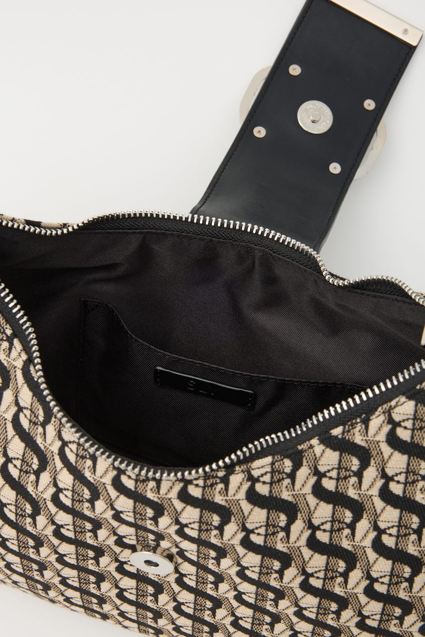 S BADGE BUCKLE BELTED バッグ BLK FREE