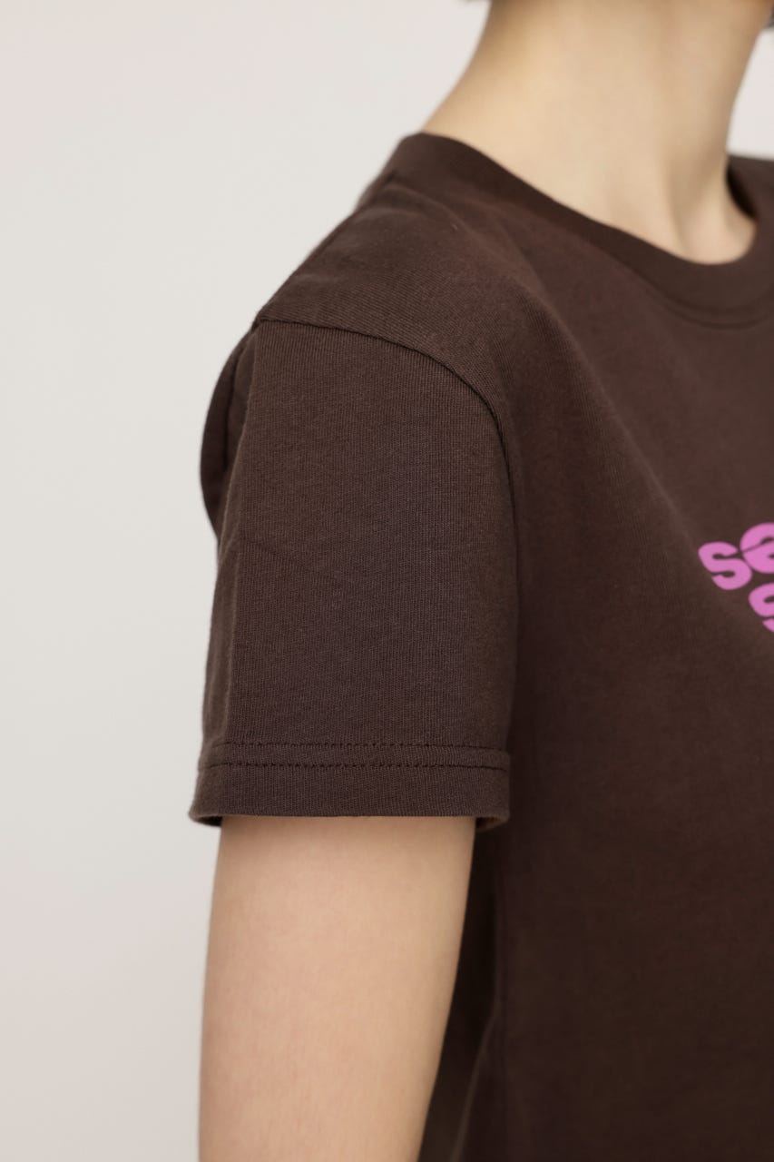 COMPACT LOGO Tシャツ BRN FREE