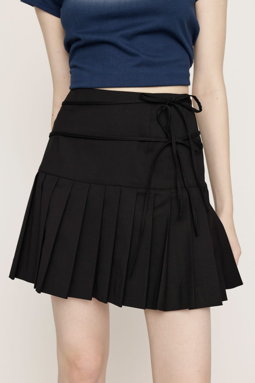DOUBLE RIBBON PLEATS スカート BLK 1