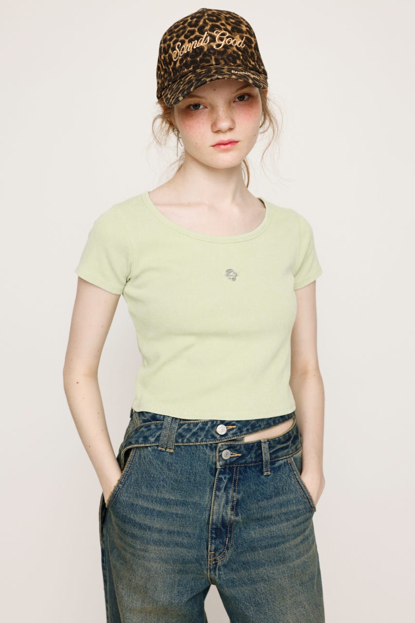 SLY | AGING LOGO CUT トップス (Tシャツ・カットソー(半袖