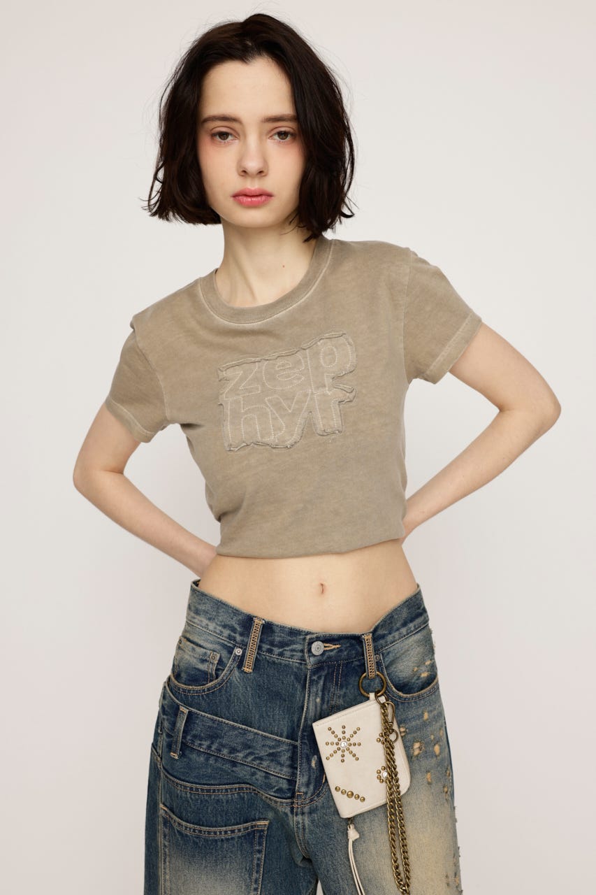 【LIMITED ITEM】PATCH LOGO COMPACT Tシャツ KHA FREE