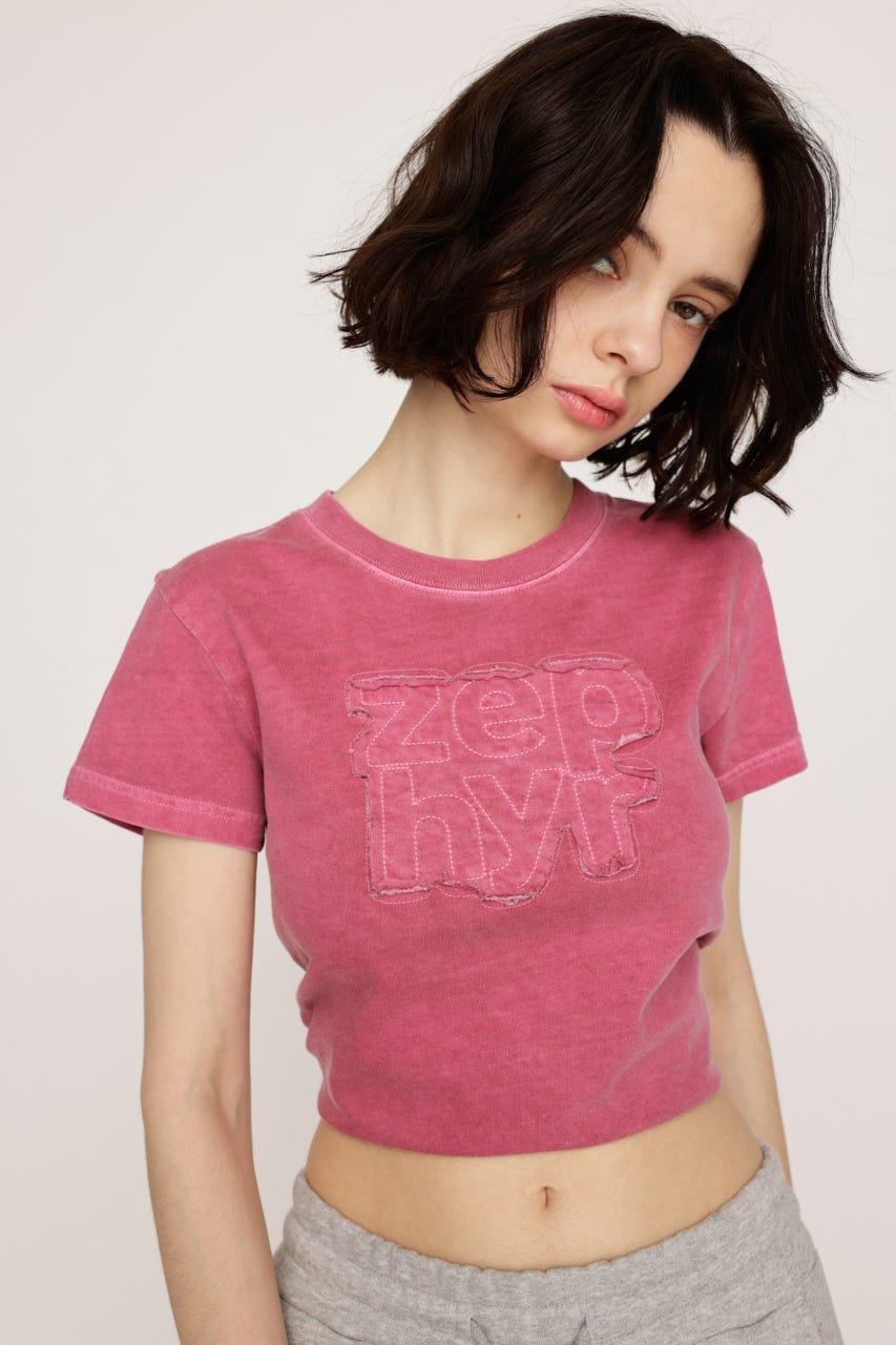 PATCH LOGO COMPACT Tシャツ RED FREE