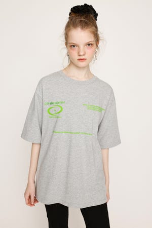 トップス smry SLY | FRONT LOGO C／N トップス (Tシャツ・カットソー(半袖