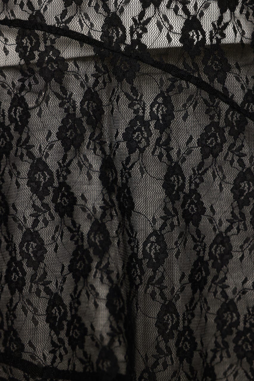 HEM DESIGN LACE FRILL L／トップス BLK FREE