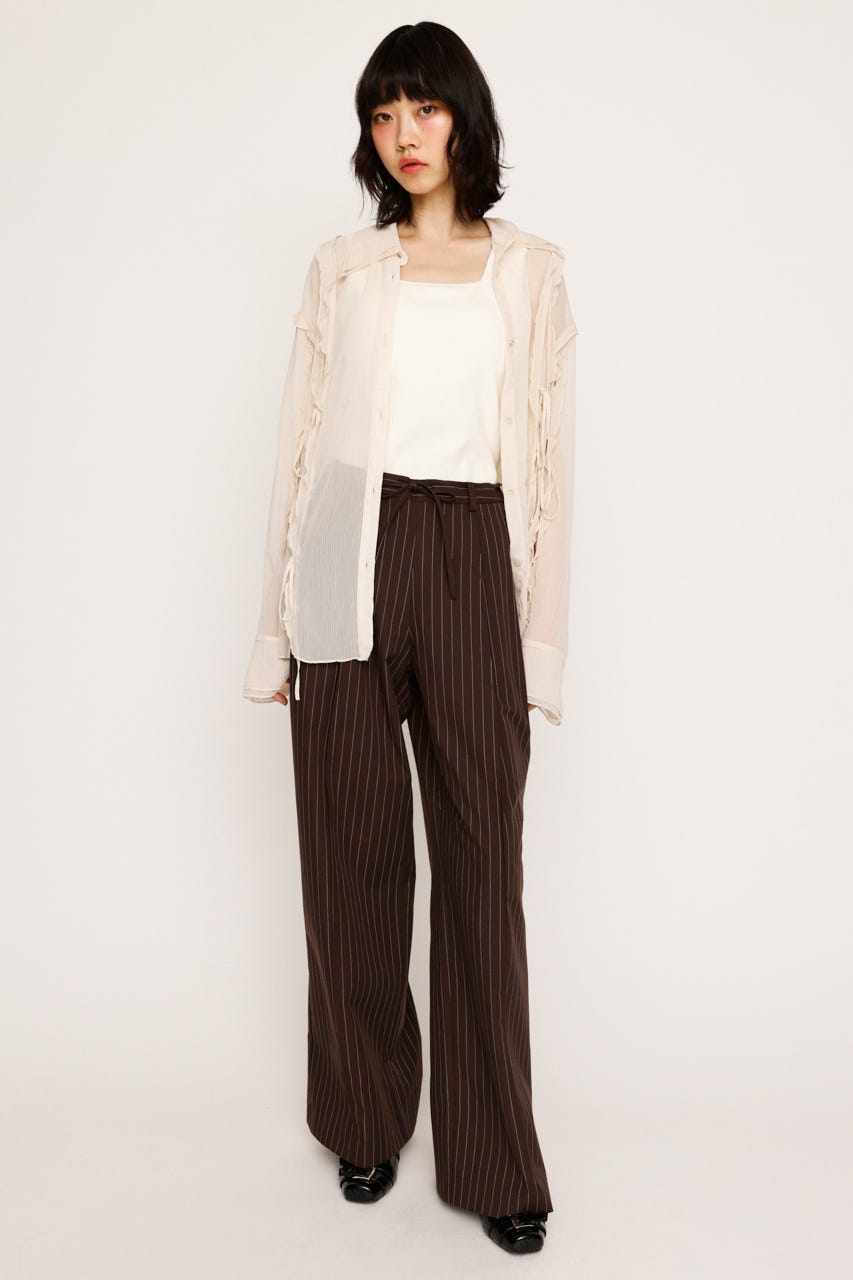 class スラックス B99McjsF16mv.jpg?width=768