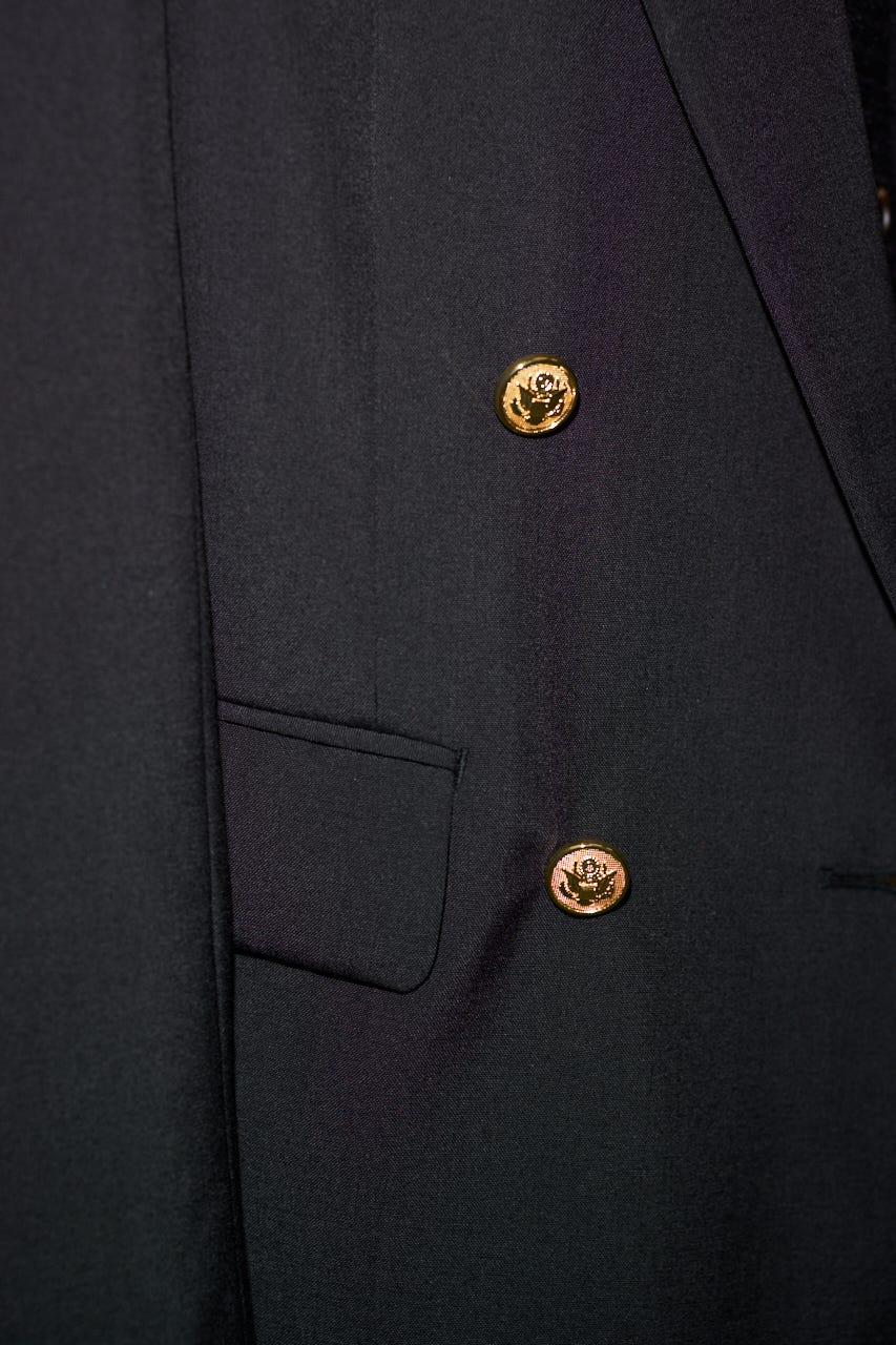 【AW PRE ORDER 第2弾】【THROW】PEAKED LAPEL TAILOR ジャケット BLK FREE