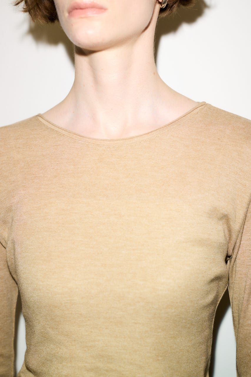 【THROW】SHEER FINE FIT C/N トップス BEG FREE