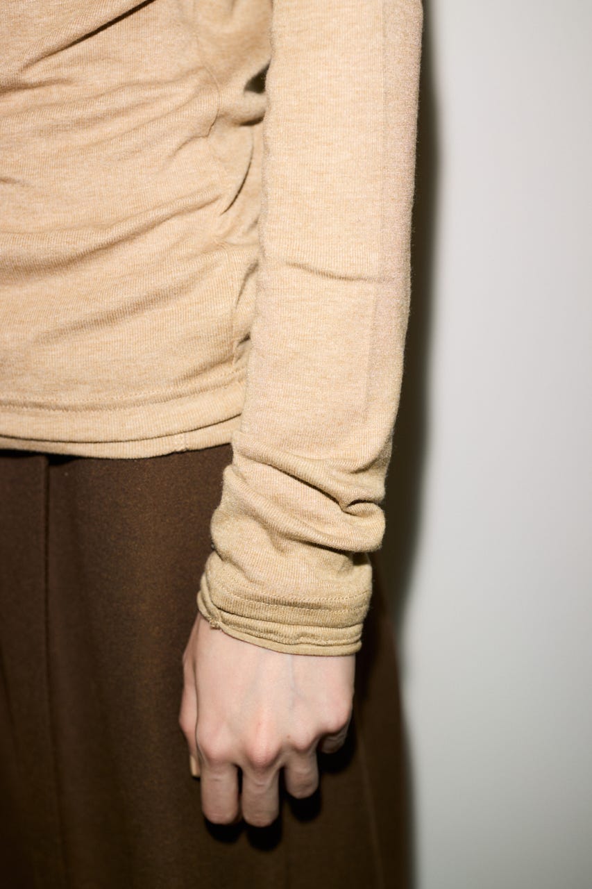 【THROW】SHEER FINE FIT HENLEY トップス BEG FREE