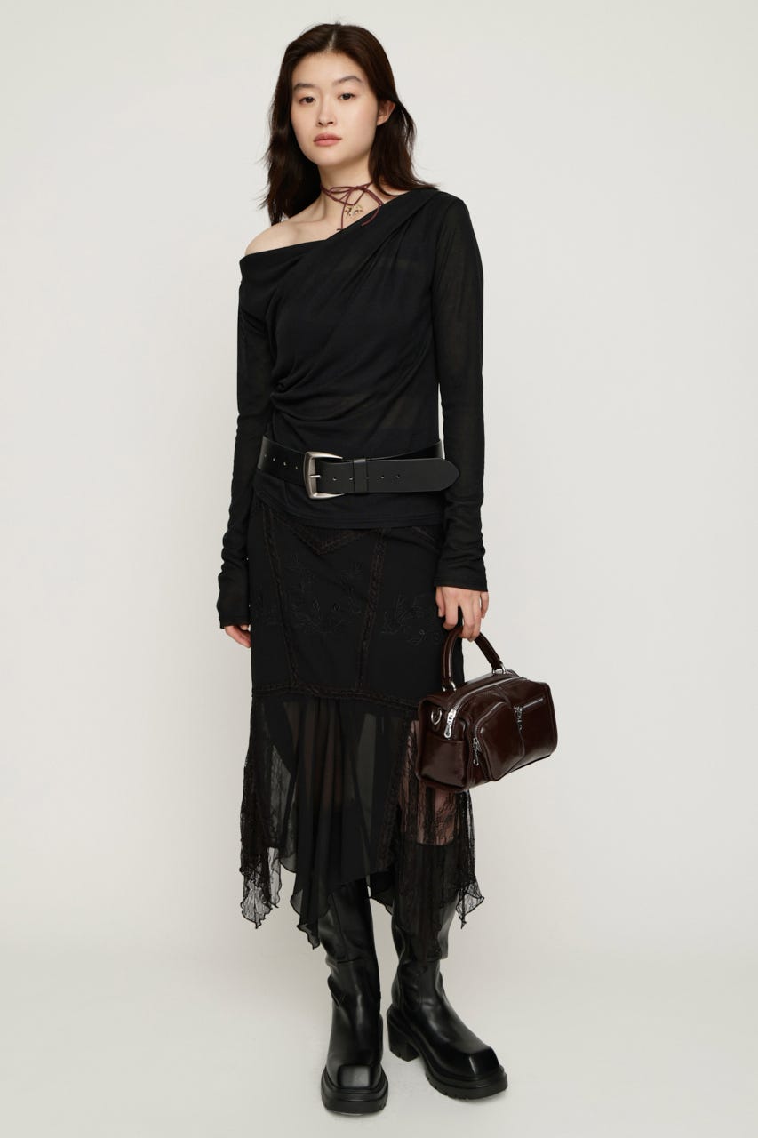 【AW PRE ORDER 第2弾】TUCK DRAPE CUT トップス BLK FREE
