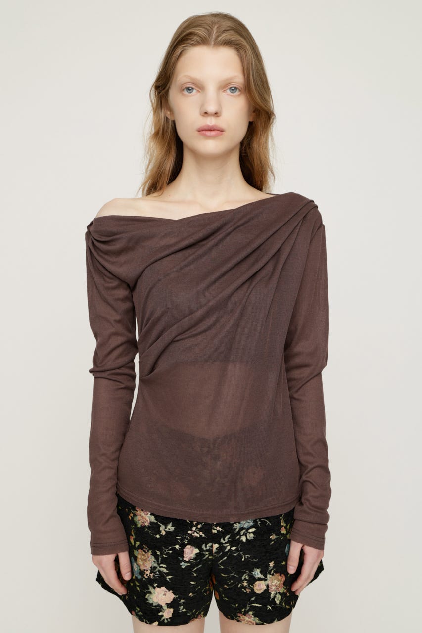 【AW PRE ORDER 第2弾】TUCK DRAPE CUT トップス BRN FREE