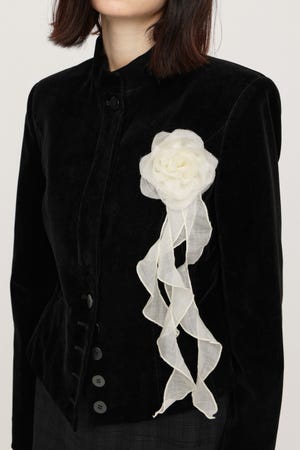 CUT OFF FLOWER COSARGE