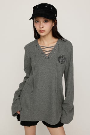 EMBROIDERY LACEUP トップス