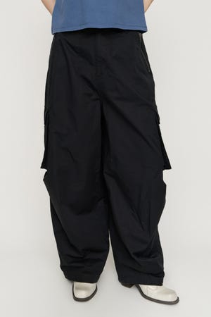 OVER LOOSE ZIP CARGO パンツ