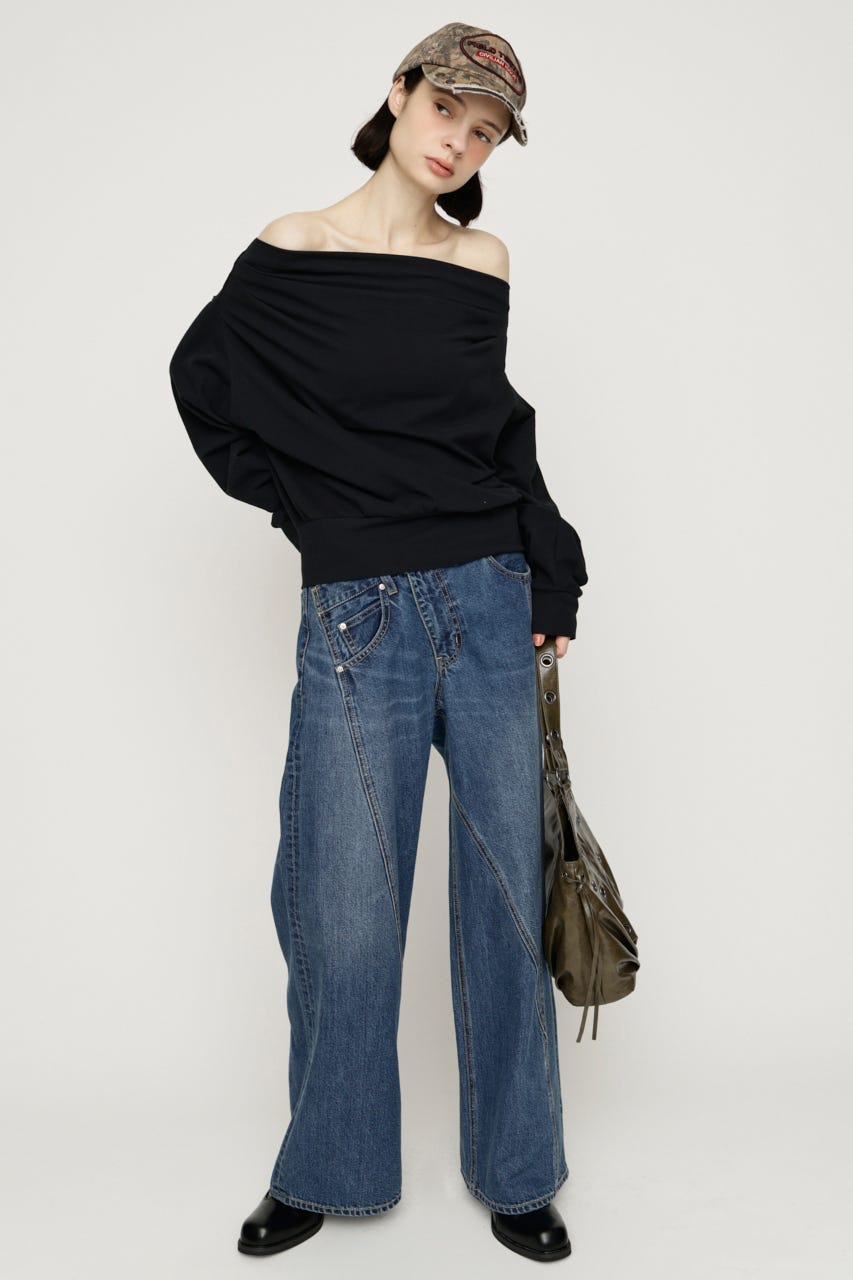 TUCKED OFFSHOULDER トップス BLK FREE