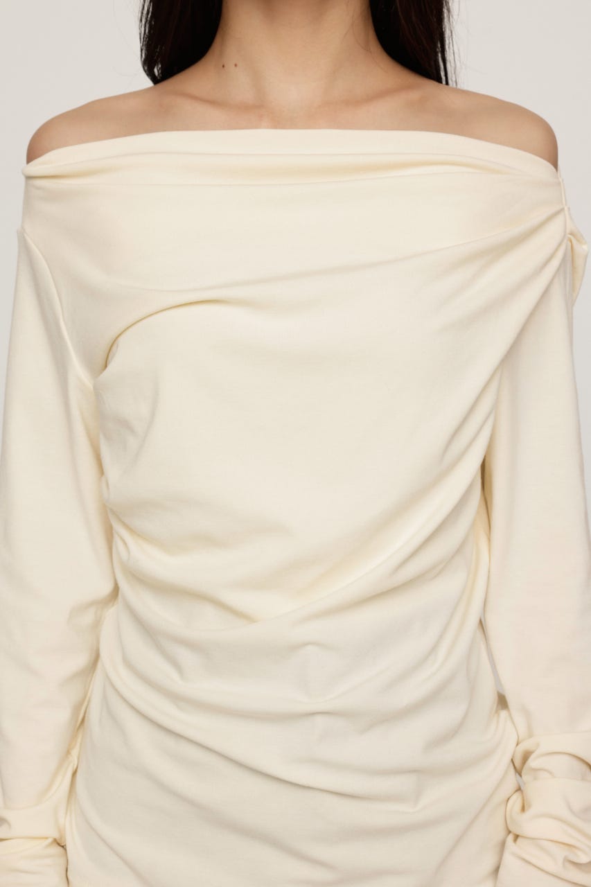 ASYMMETRY OFFSHOULDER トップス IVOY FREE