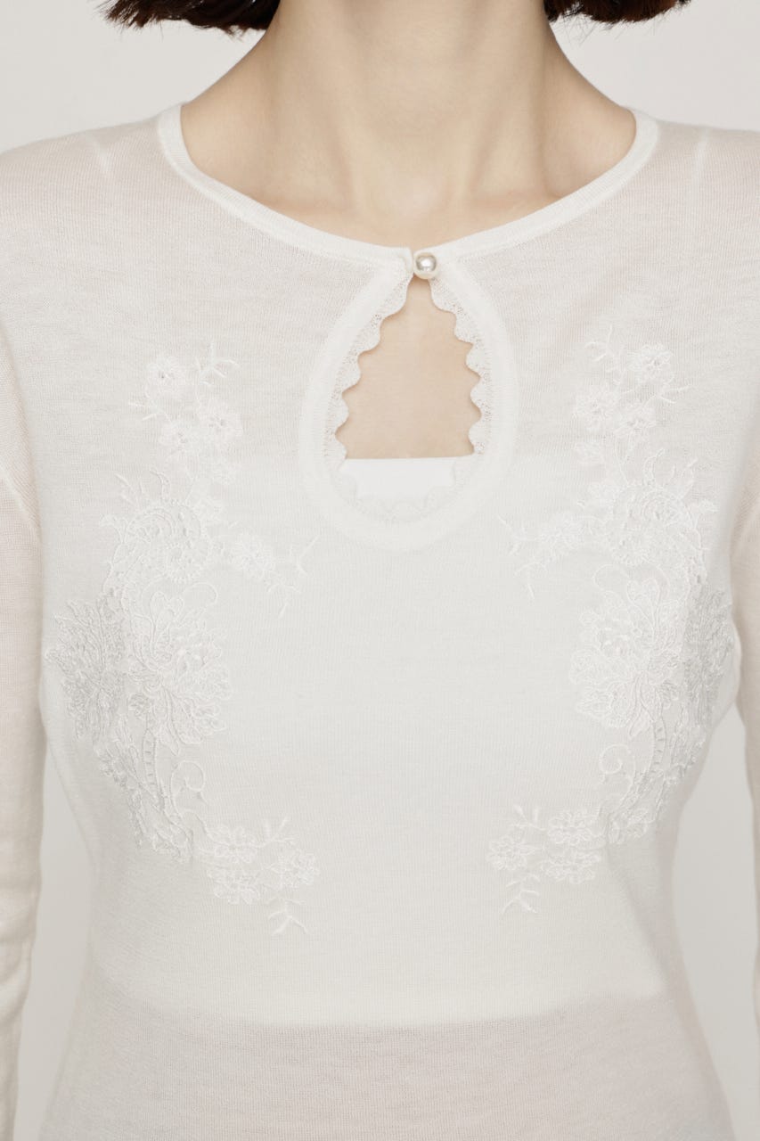 FLOWER EMBROIDERY HG トップス WHT FREE