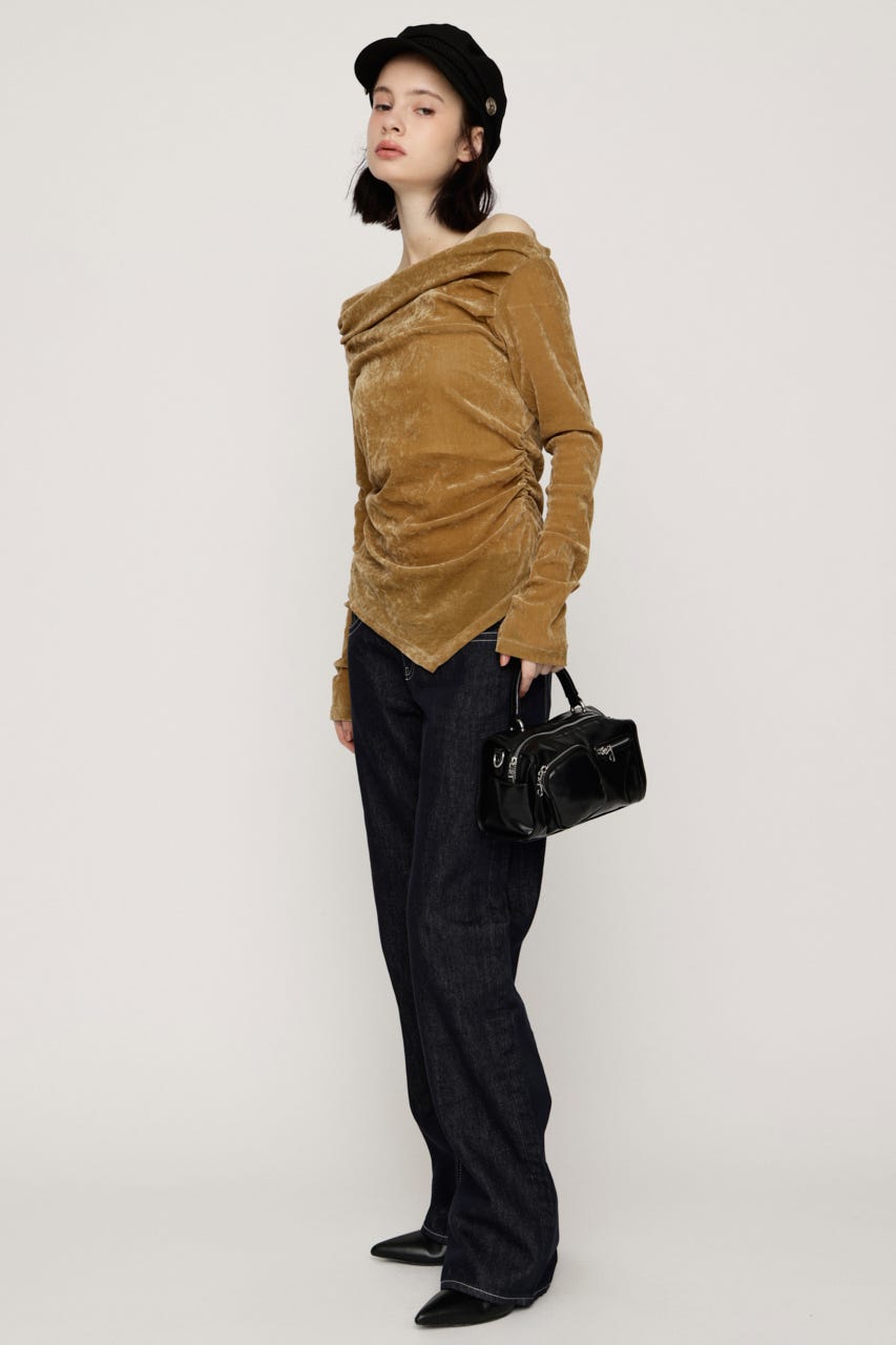 【AW PRE ORDER 第2弾】OFF SHOULDER VELOUR トップス BEG FREE