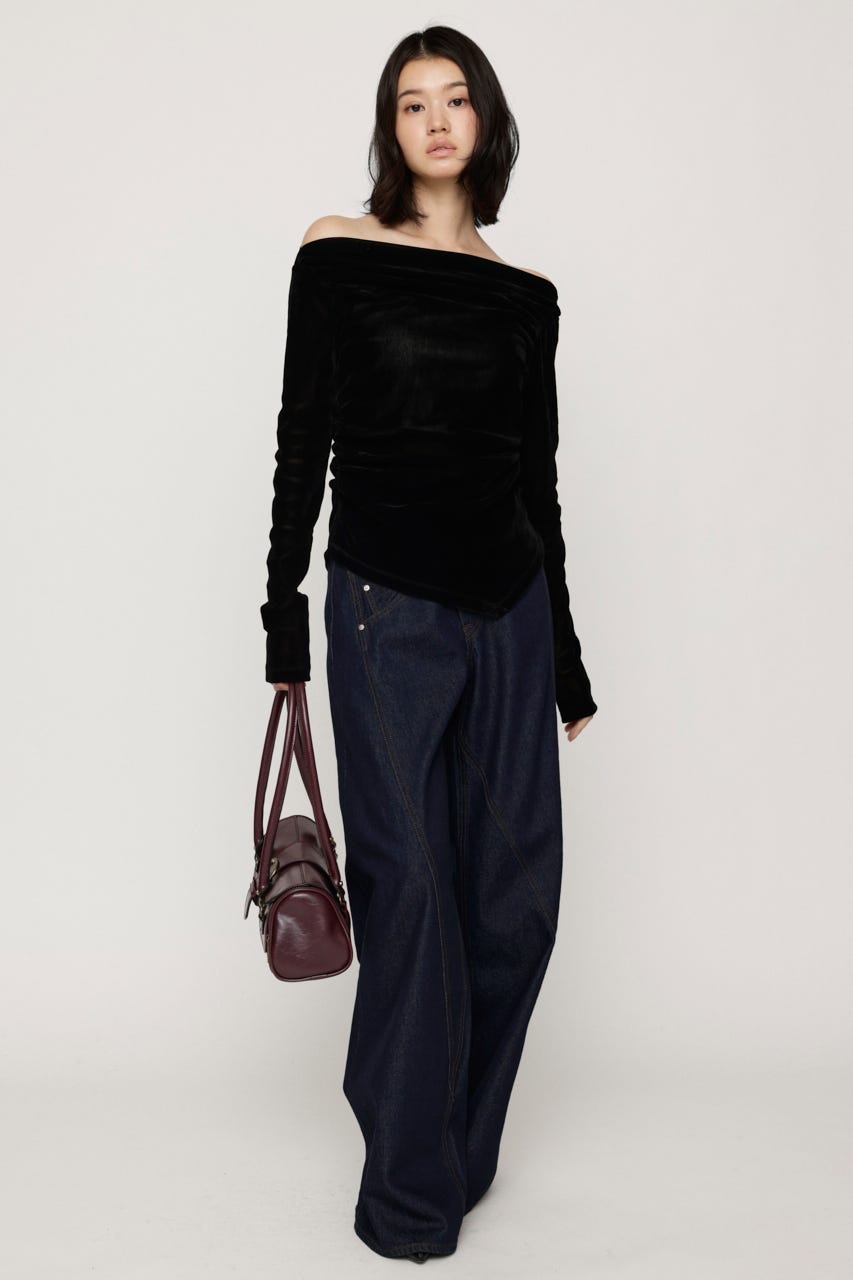 【AW PRE ORDER 第2弾】OFF SHOULDER VELOUR トップス BLK FREE