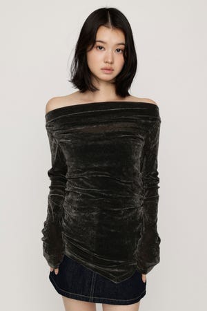 【AW PRE ORDER 第2弾】OFF SHOULDER VELOUR トップス