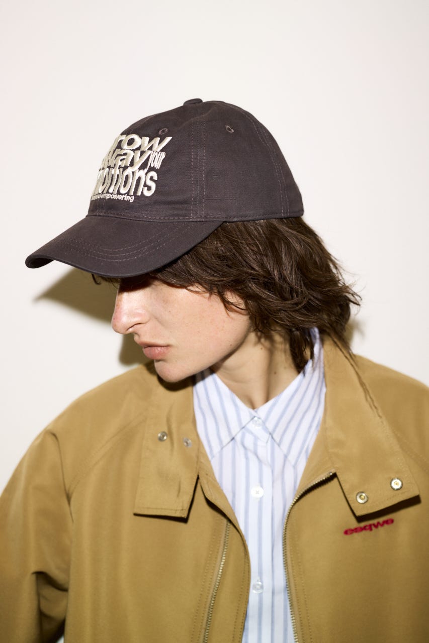 【THROW】ESQWE LOGO キャップ L/BLK FREE