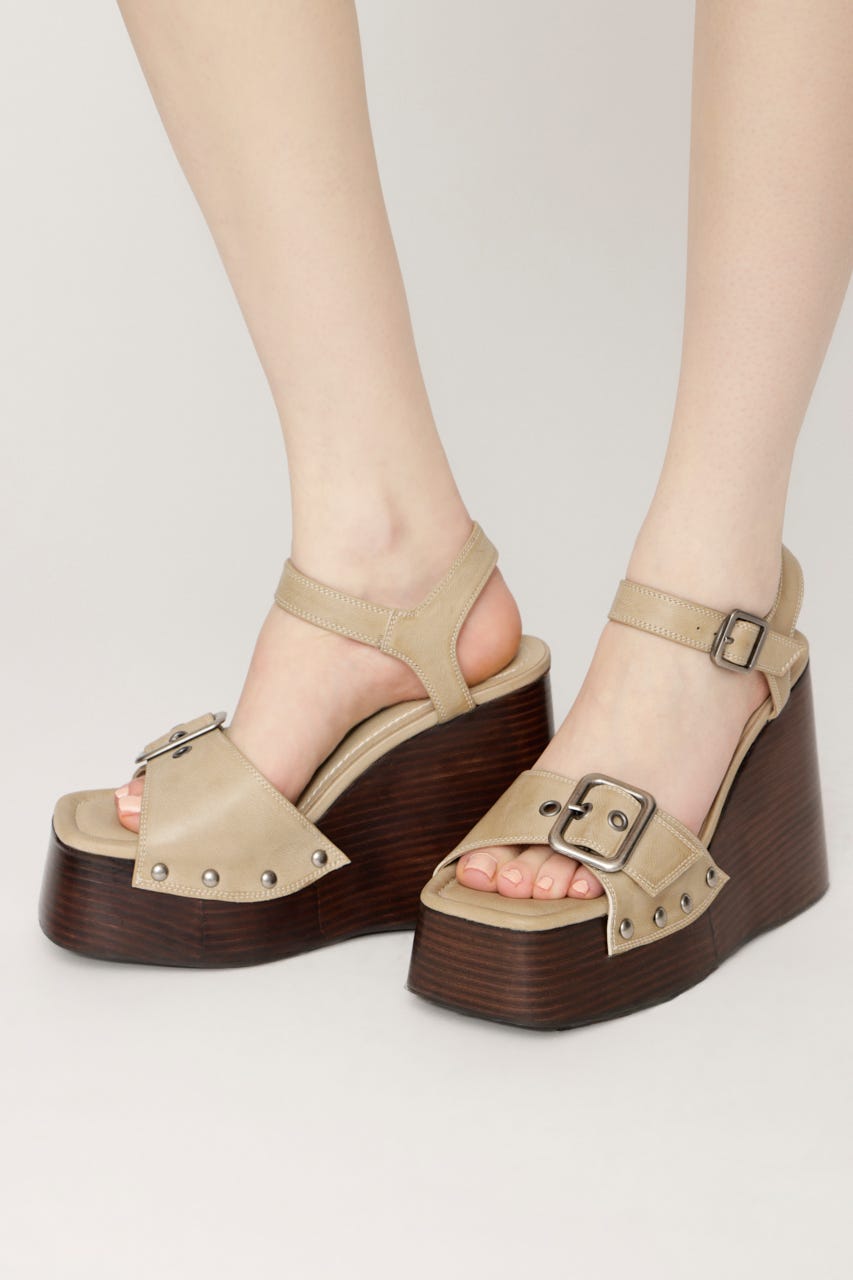 CHUNKY SOLE STUDS サンダル BEG S