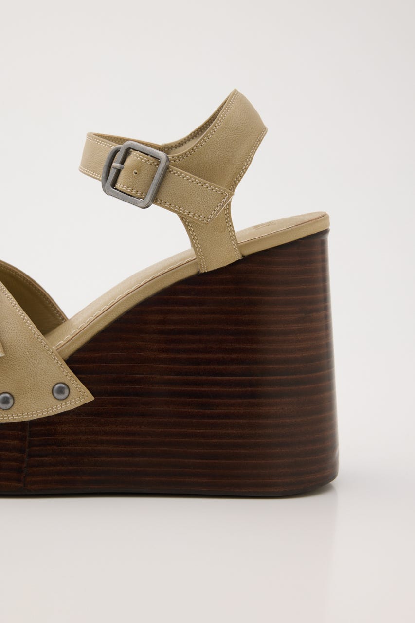 CHUNKY SOLE STUDS サンダル BEG S