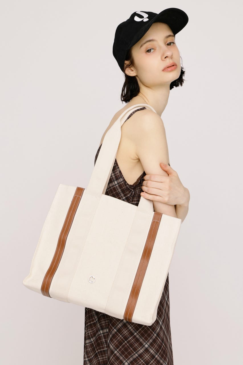 【SNSで話題！】THONG TRIMMED CANVAS バッグ IVOY FREE