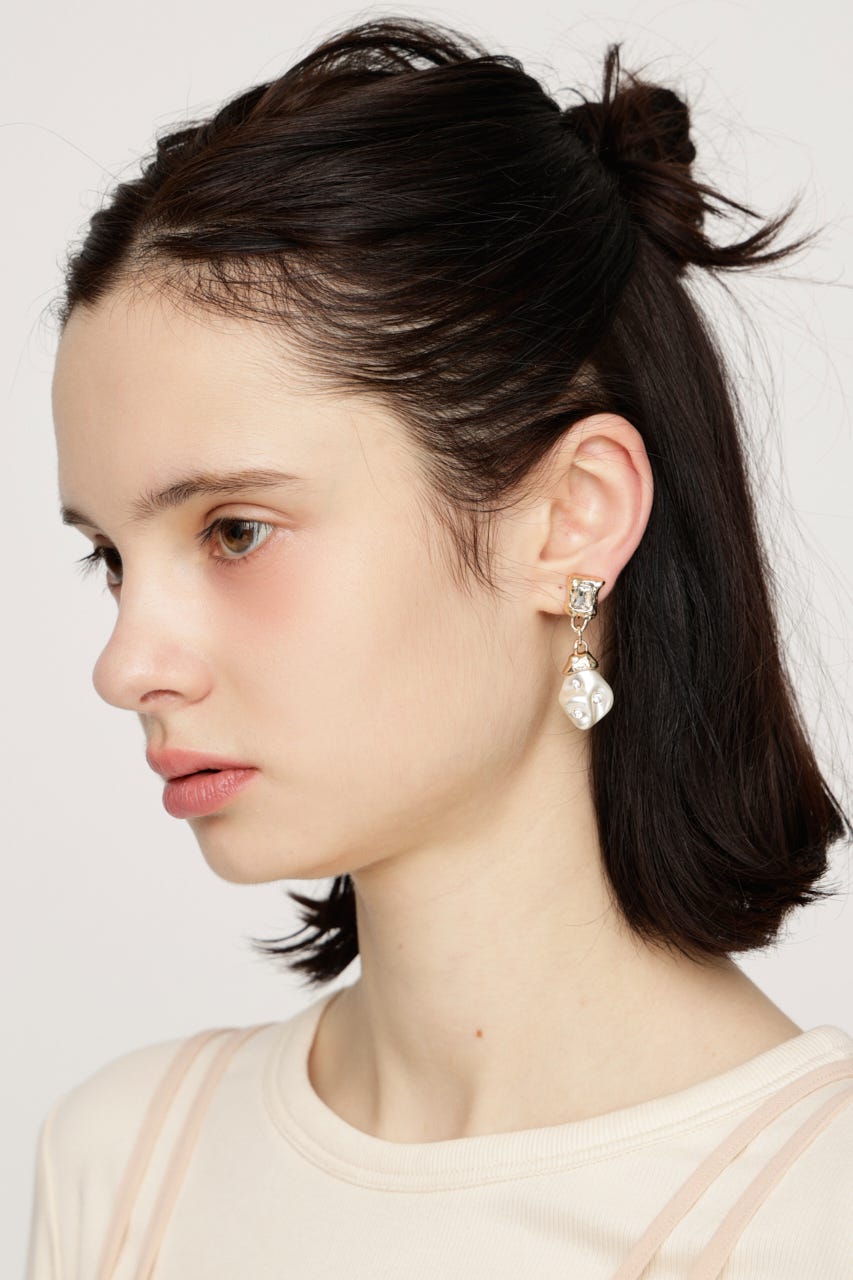 JEWELED F／PEARL イヤリング SLV FREE