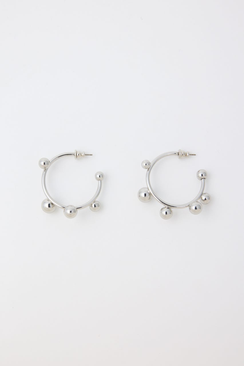 【1BUY5％OFF】BALLED HOOP ピアス SLV FREE