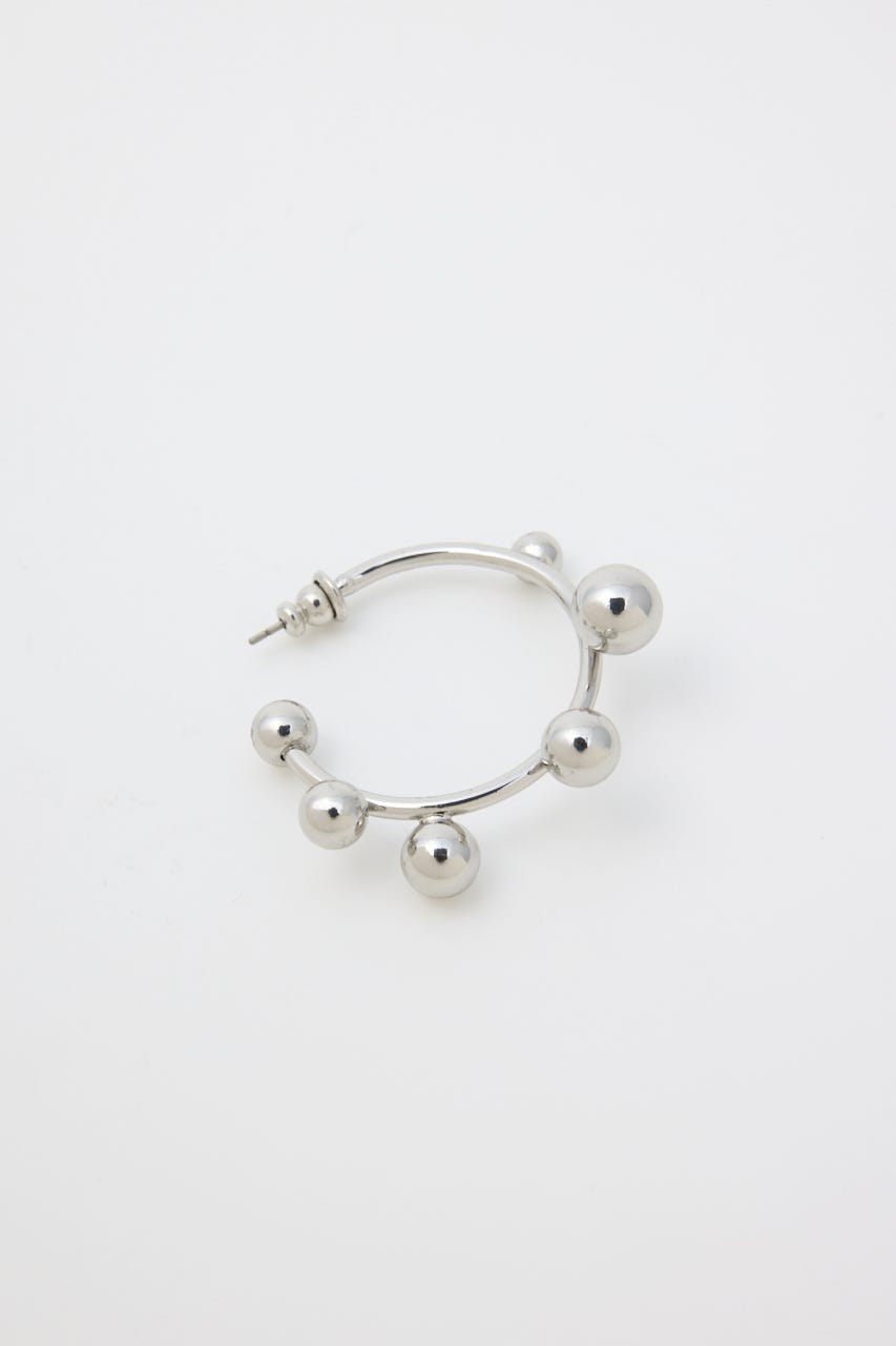 【1BUY5％OFF】BALLED HOOP ピアス SLV FREE