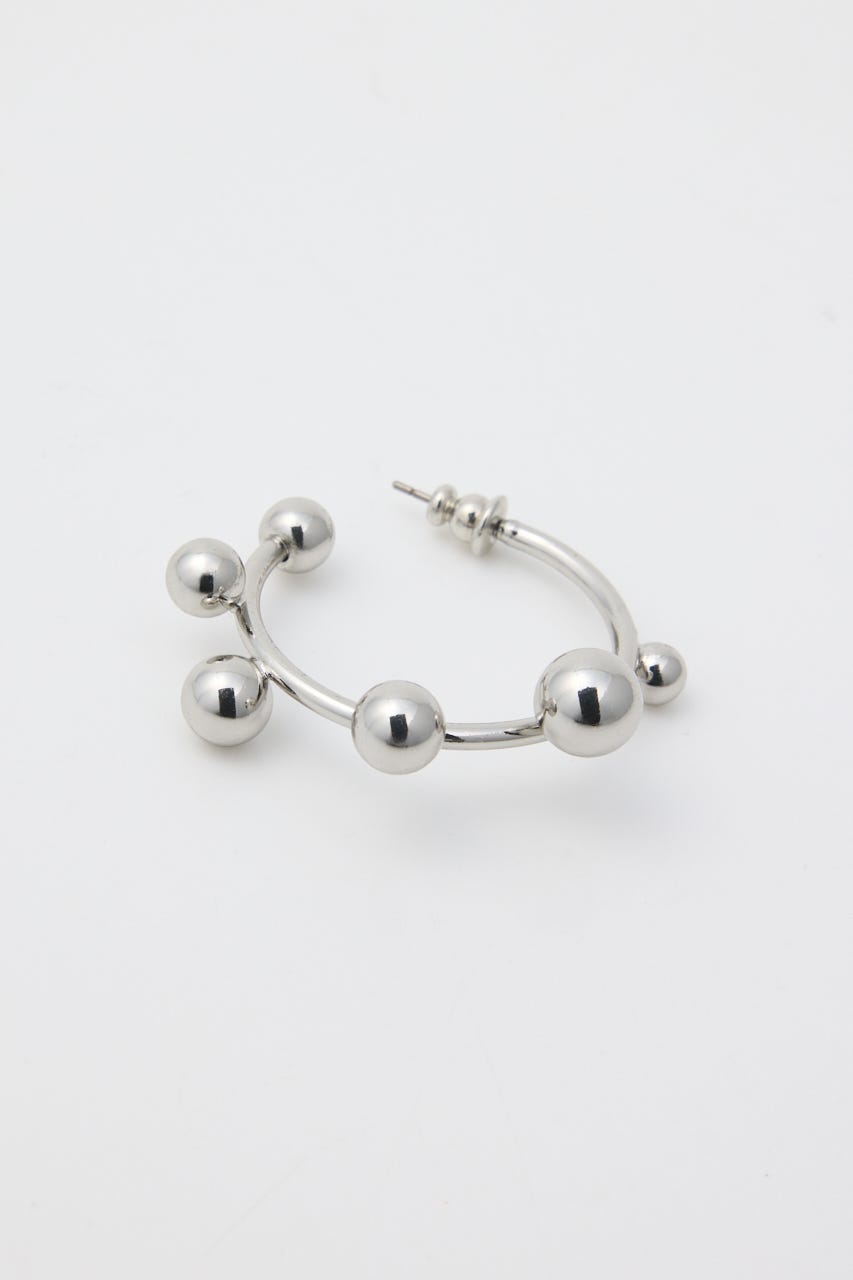 【1BUY5％OFF】BALLED HOOP ピアス SLV FREE