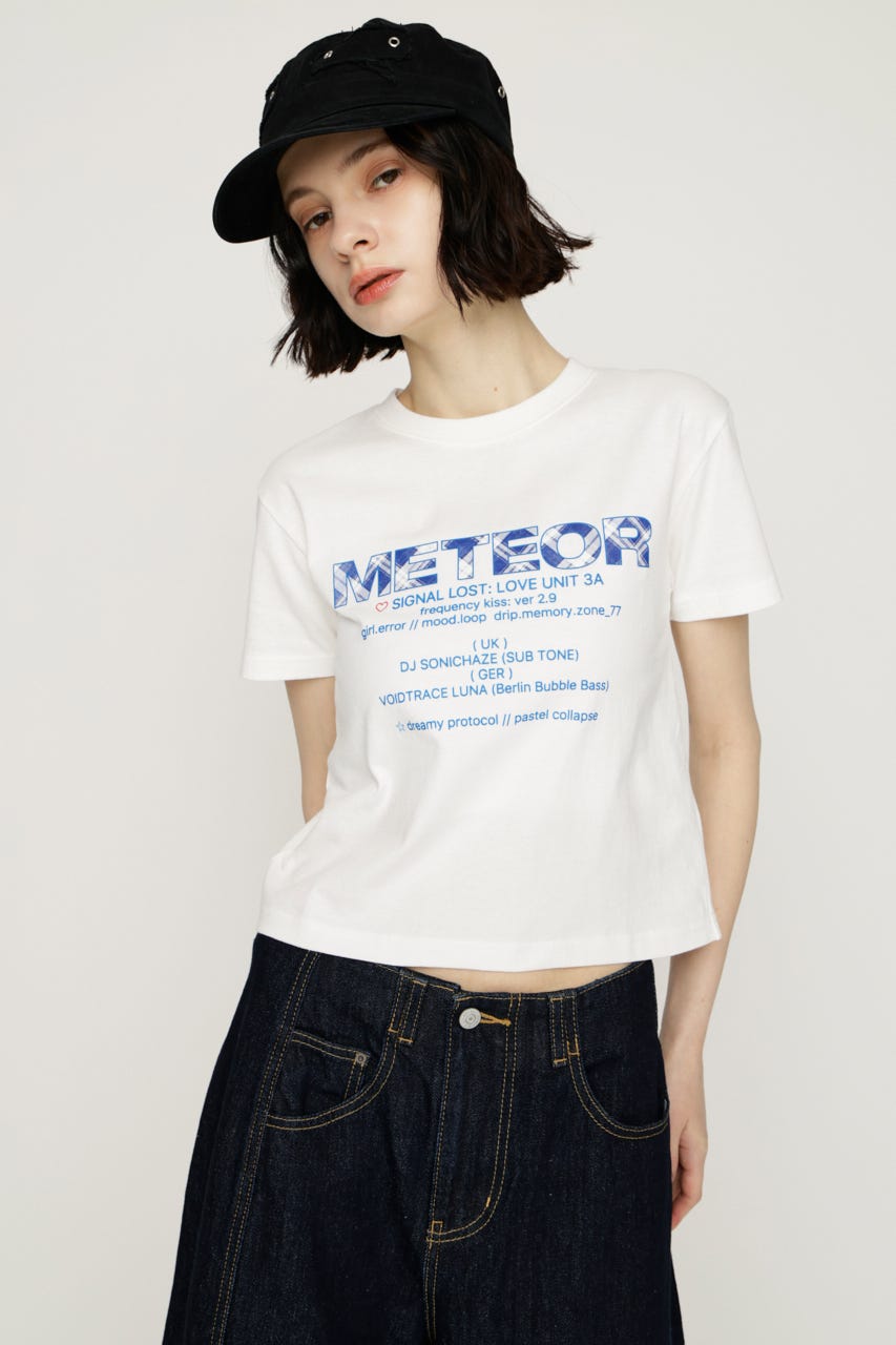 【SNSで話題！】PATTERN LOGO COMPACT Tシャツ WHT FREE