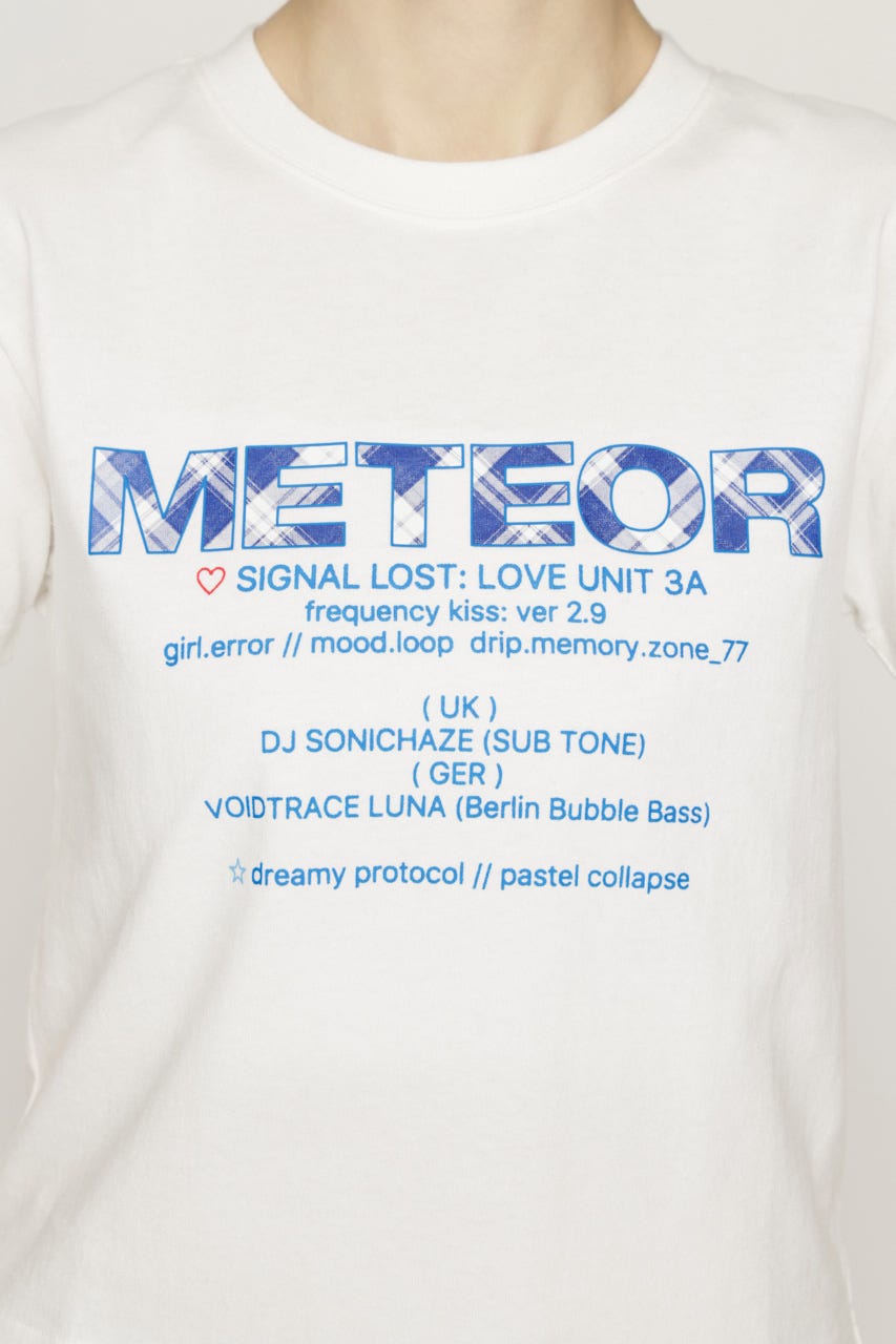 【SNSで話題！】PATTERN LOGO COMPACT Tシャツ WHT FREE