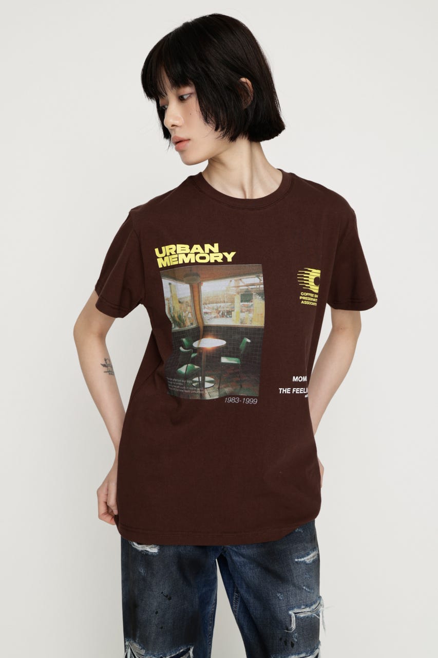 PHOTO LOGO Tシャツ BRN FREE