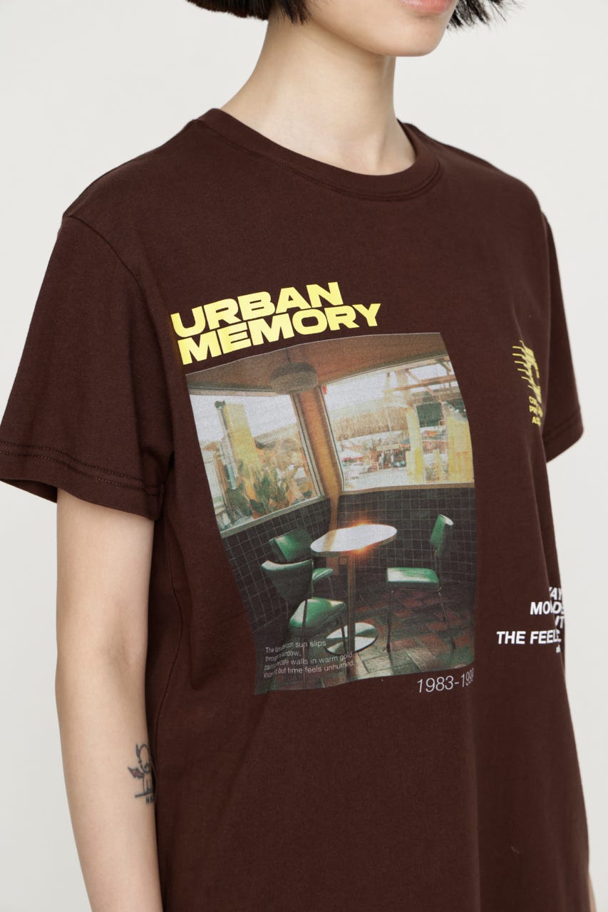 PHOTO LOGO Tシャツ BRN FREE