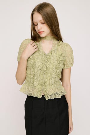 FRILL LACE ZIP UP トップス
